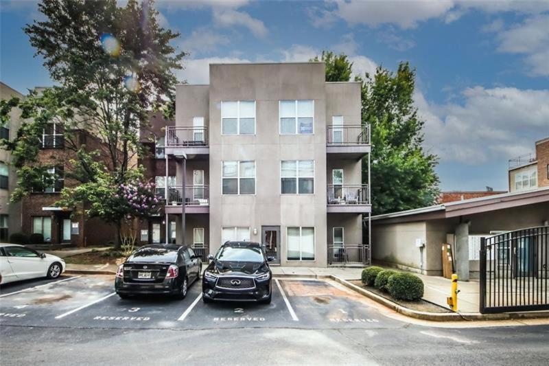 Trendy Castleberry Hill Condo- Walk To Mercedes Benz/ All Downtown Attractions Атланта Екстериор снимка